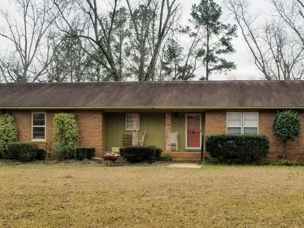 303 Pecan Ave, Fort Valley, GA 31030