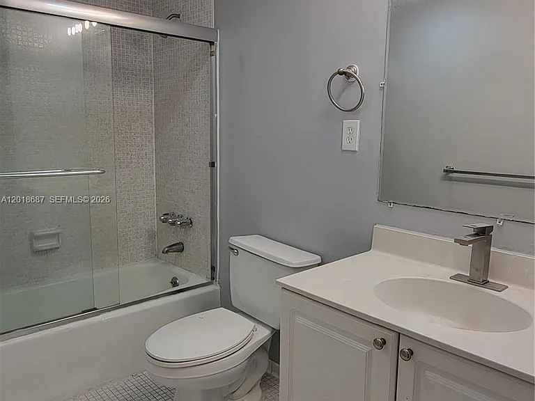 19380 Collins Ave #418 — Photo 32