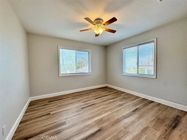22511 Peartree — Photo 24