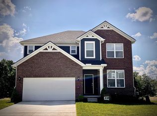 2772 Trillium Hills Dr, Commerce Township, MI