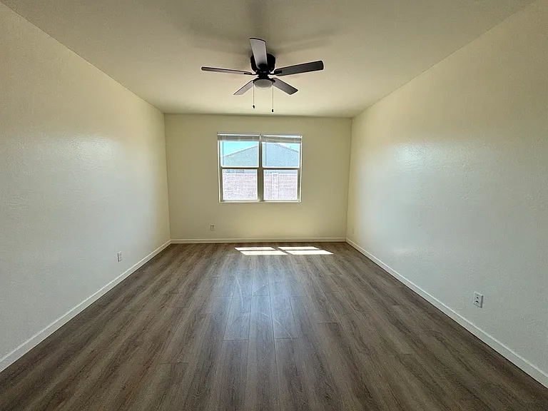 10231 W Southgate Ave — Photo 16