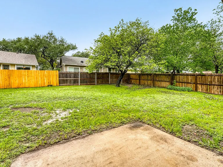 11922 Meadowfire Dr — Photo 23