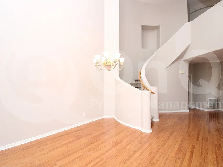 15240 N Clubgate Dr #109 — Photo 6