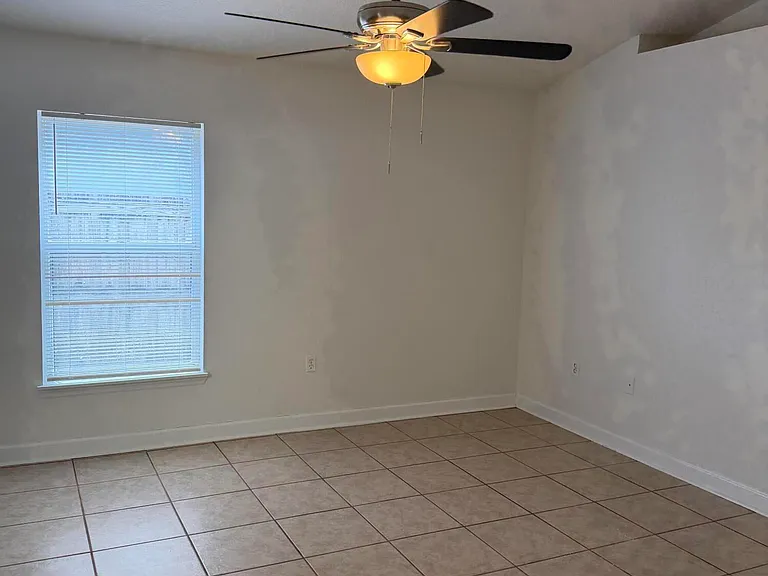 3133 Cauthen Creek Dr — Photo 8