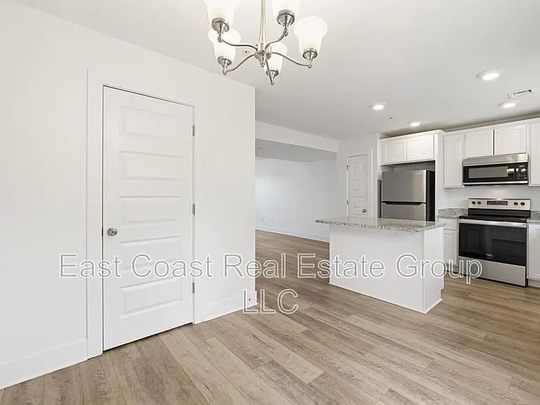 8780 Hillside Way — Photo 6