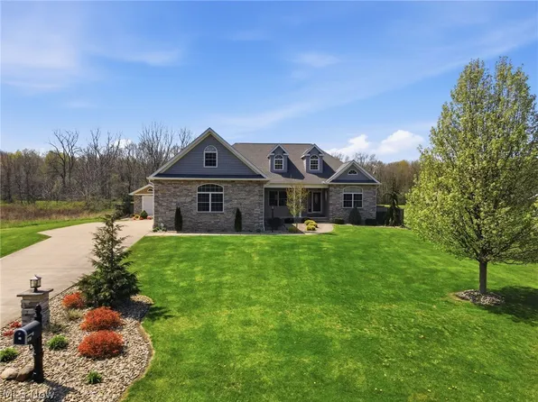 181 Margor Dr, Conneaut, OH 44030