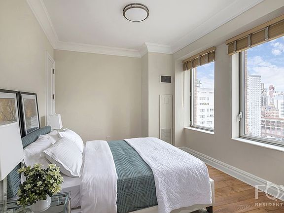 5th image of 181 E 65th St APT 18C