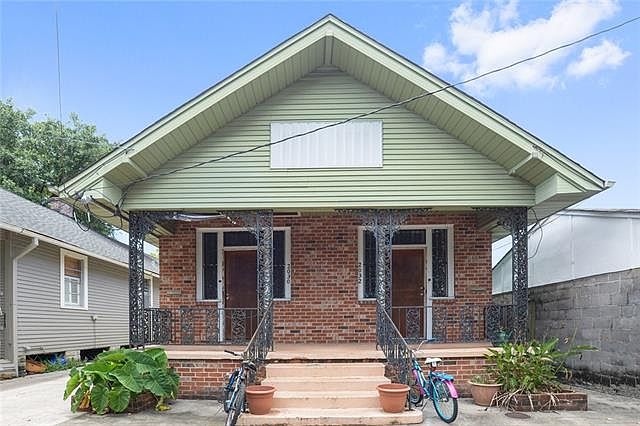 1st image of 2030 Upperline St