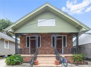 2030 Upperline St, New Orleans, LA 70115