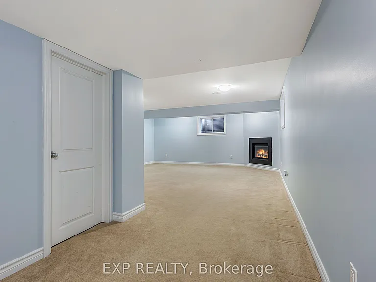 635 Moorpark Ave — Photo 14