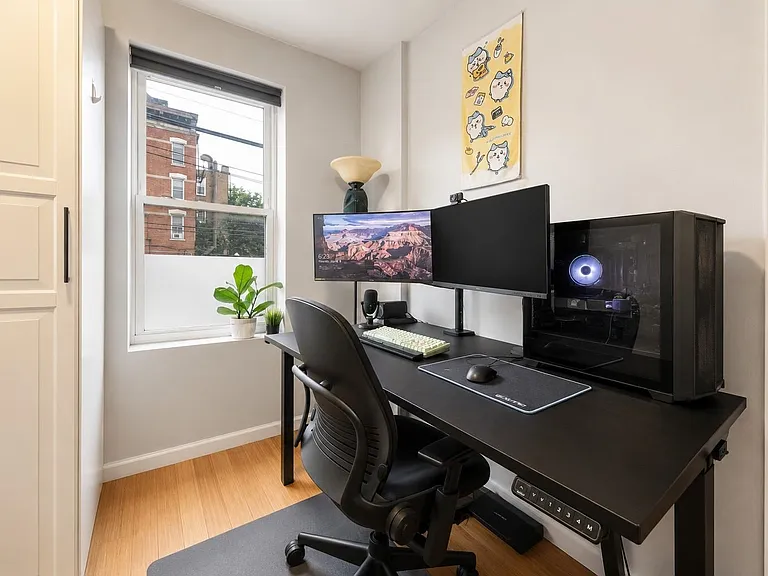 182A Christopher Columbus Dr #1 — Photo 12