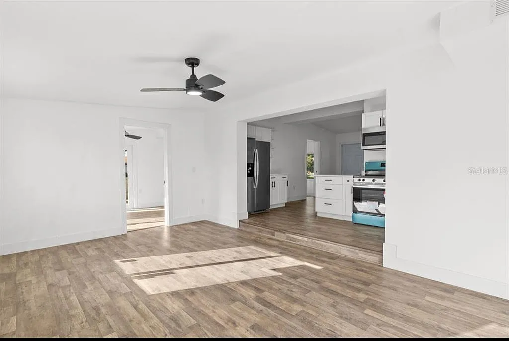 3 bed, 2.0 bath, 1135 sqft, $1,750 — Photo 4