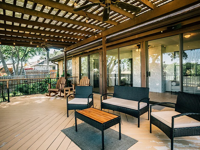 6309 Riviera Dr — Photo 66