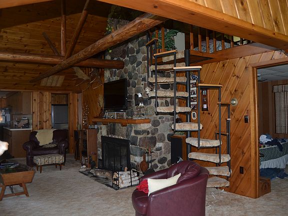 Livingroom w/stairs to loft
