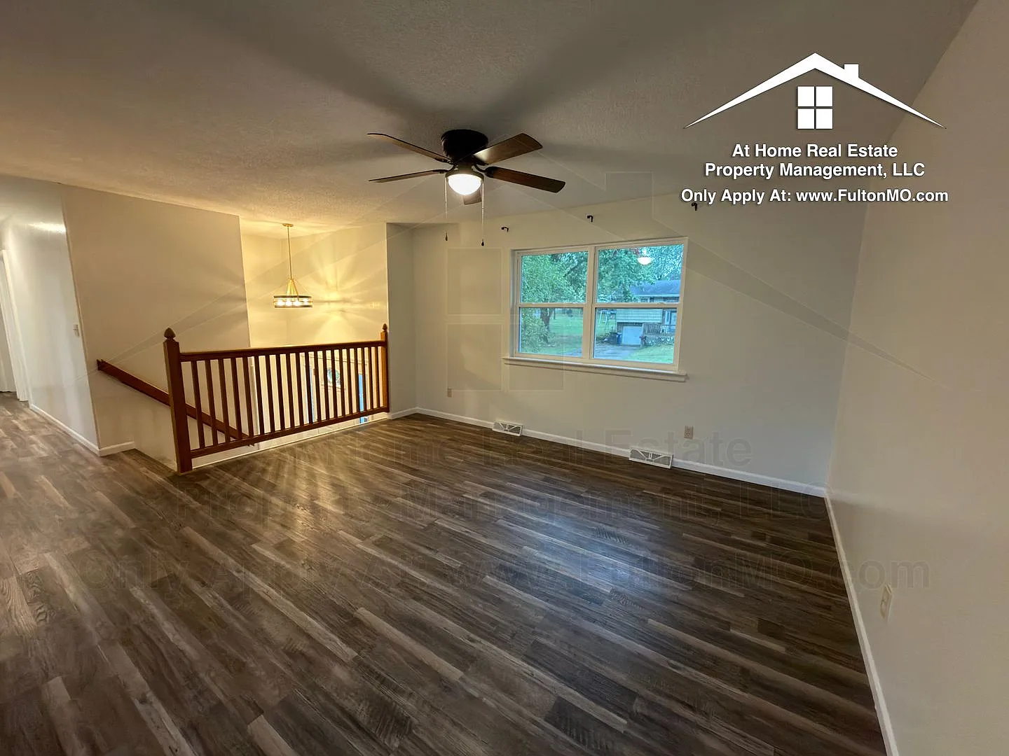 1 Locust Lane Fulton, MO 65251 — Photo 2