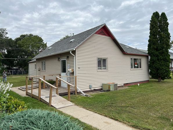 705 2nd Ave W