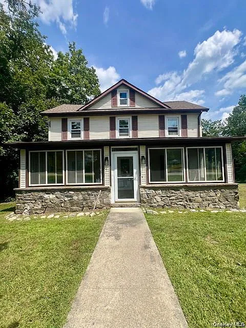 43 S Main St