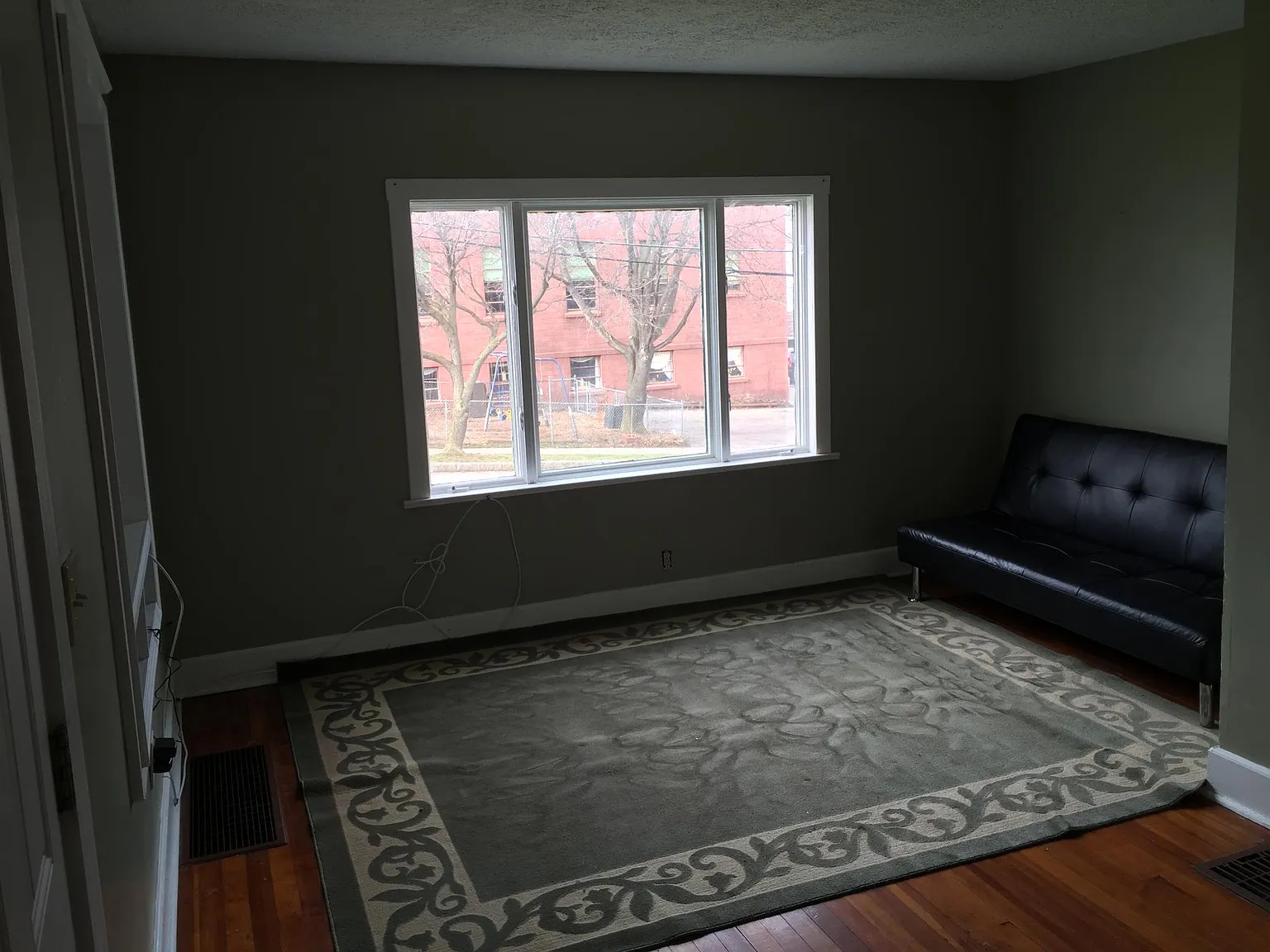 3 bed, 1800 sqft, $650 — Photo 4