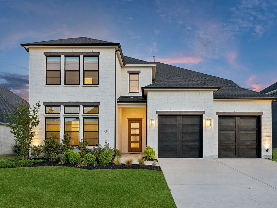 1st image of 4351 Silver Spur Dr