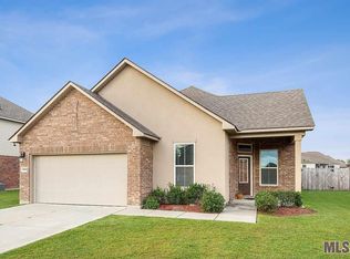9001 Cherry Laurel Ave, Zachary, LA 70791