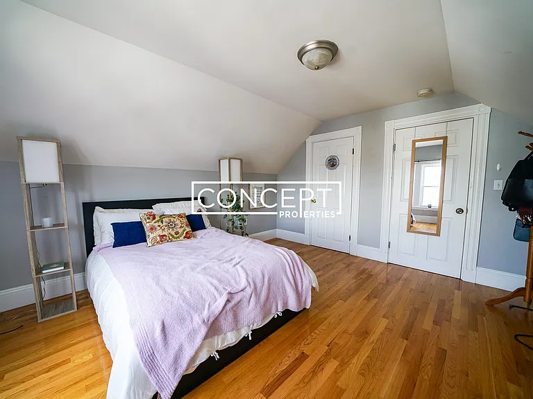 122 Calumet St — Photo 25