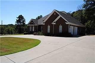 3rd image of 61 Deer Creek Dr