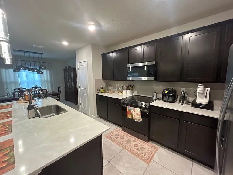 1261 Regal King Dr — Photo 4