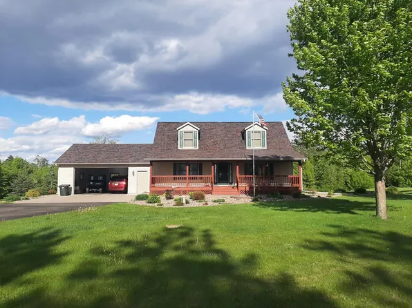 2111 220th St, Deer Park, WI 54007