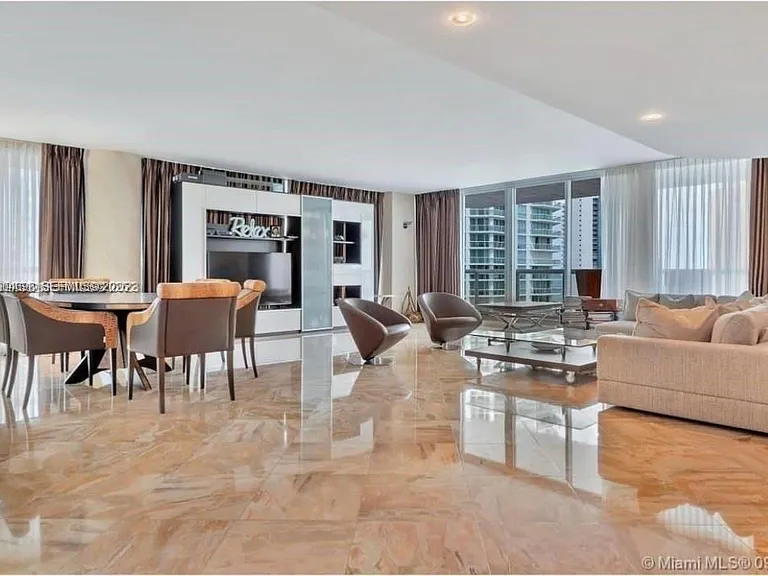 16500 Collins Ave #1551 — Photo 5