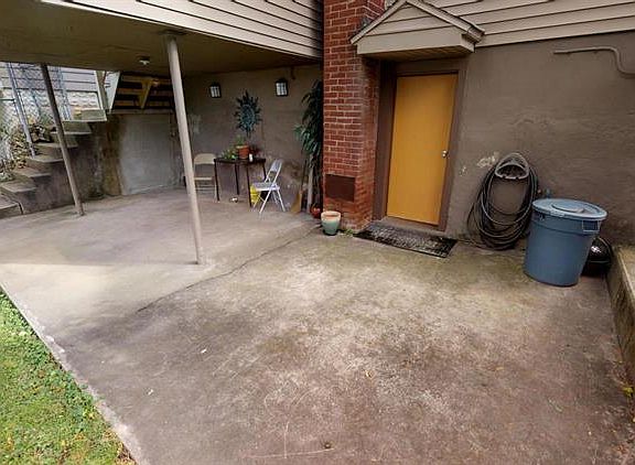 3rd image of 1188 W Mountain Ave