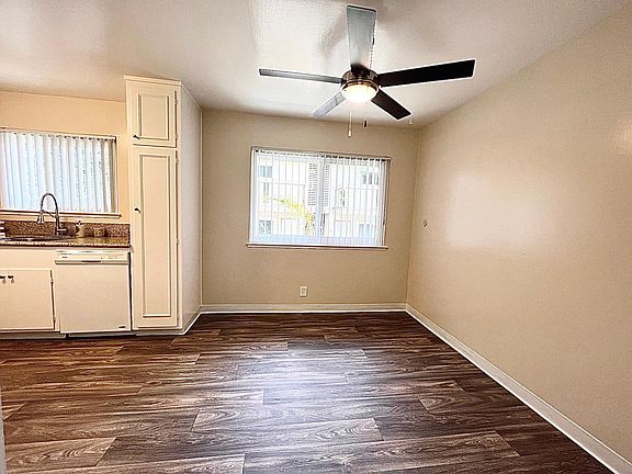 4th image of 1600 Petersen Ave APT 18