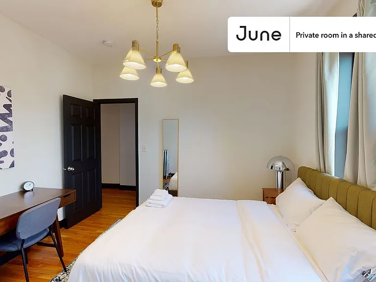 33 Egremont Rd #D — Photo 2