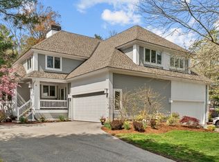 6 Cape Ann Cir, Ipswich, MA 01938