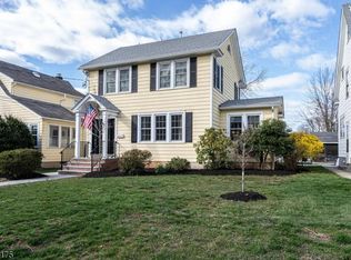 385 Catherine St, Somerville, NJ 08876