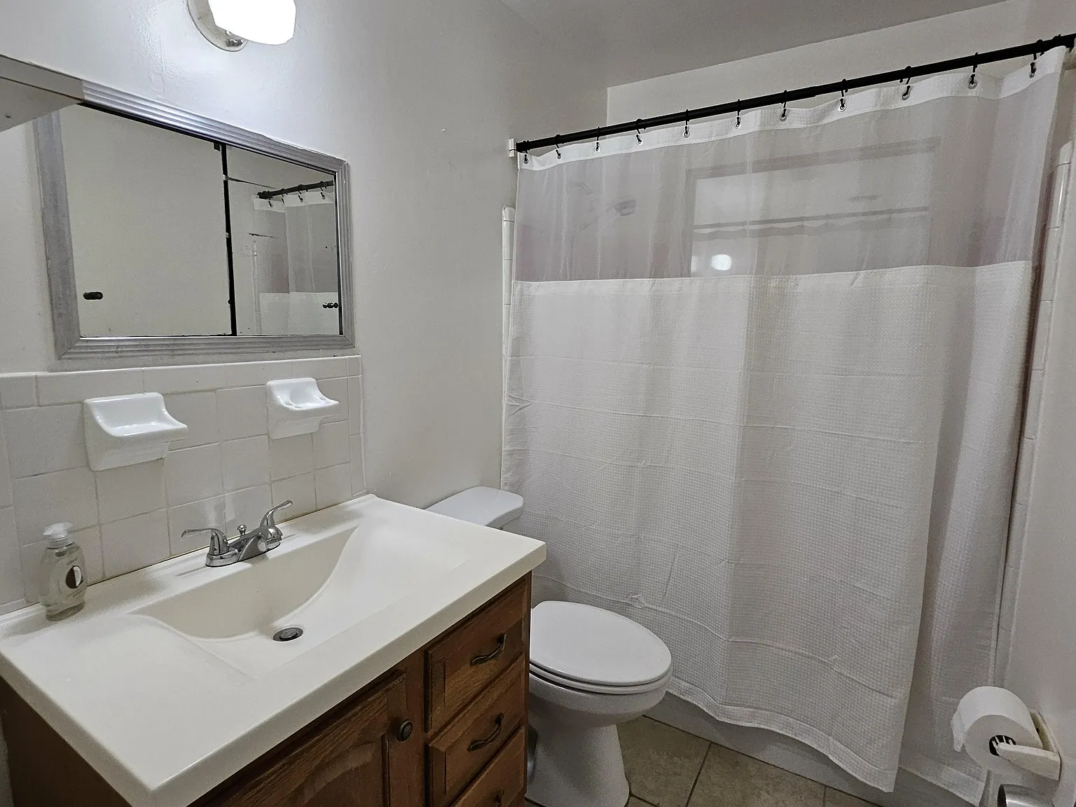 4 bed, 2.0 bath, 1952 sqft, $819 — Photo 4
