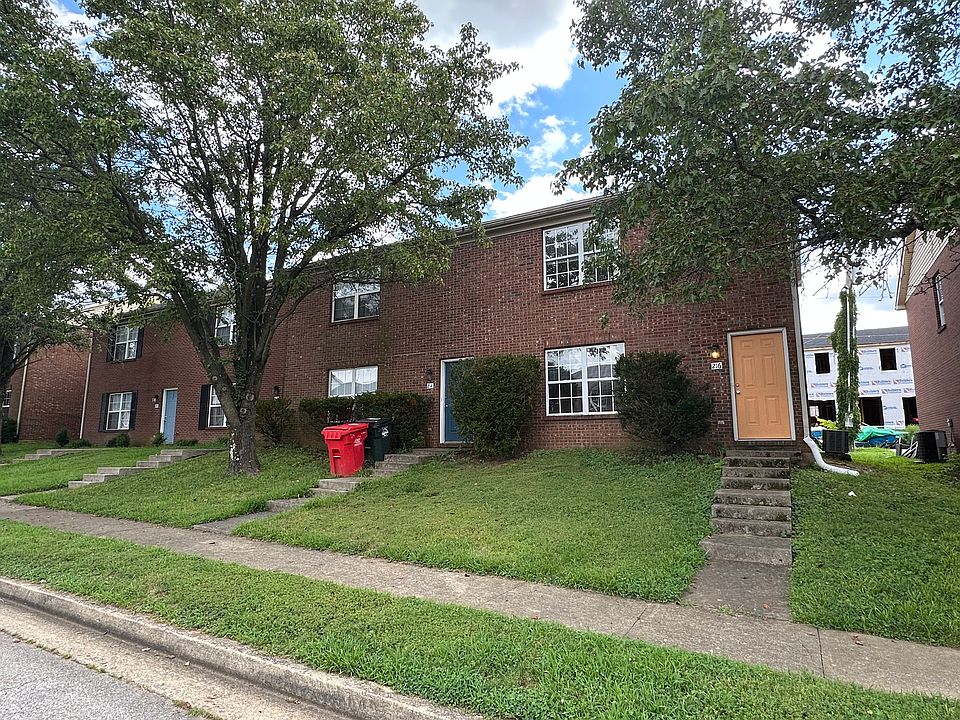 1st image of 216 Garnet Dr