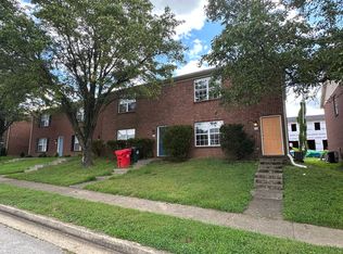 216 Garnet Dr, Nicholasville, KY 40356