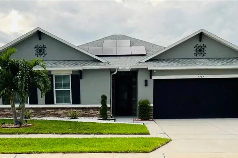 5787 Marsh Landing Dr — Photo 1