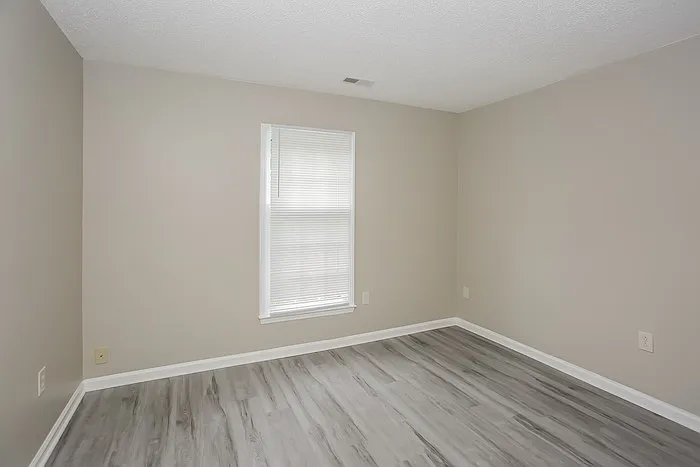 7228 Walterboro Rd — Photo 12
