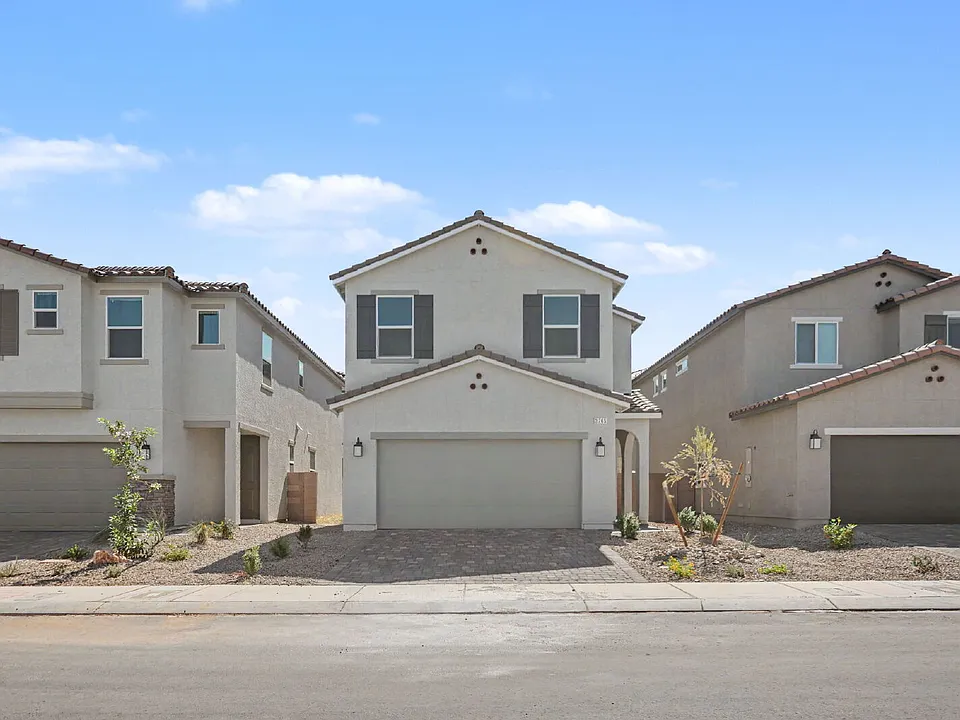 3765 Tijeras Ave