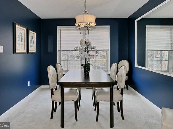 4th image of 509 Fairfax Ln