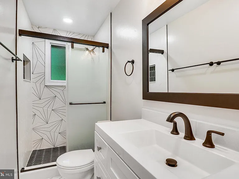 5019 Fleming Dr — Photo 34