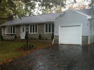 373 Fair St, Warwick, RI 02888