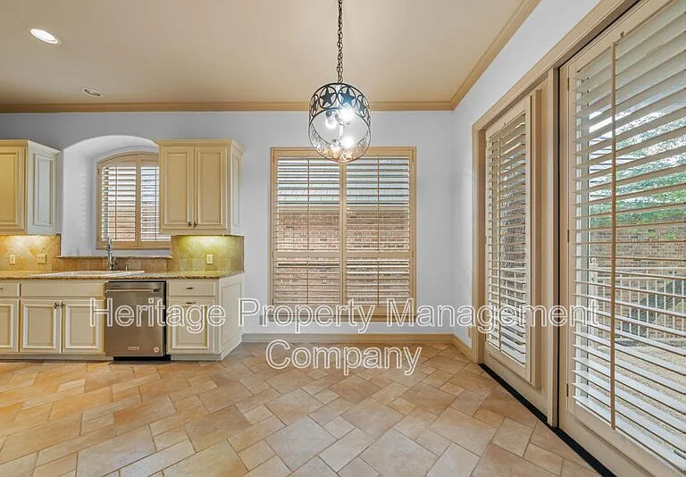 131 Westcourt Ln — Photo 19