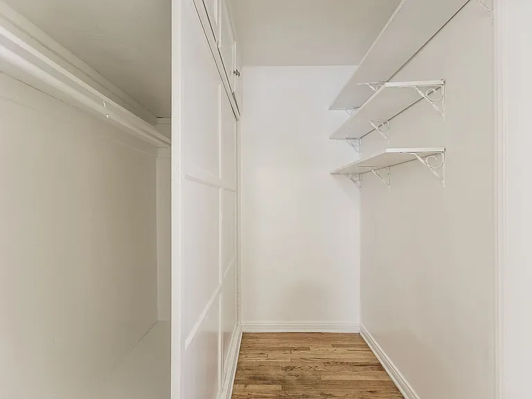 478 Landfair Ave — Photo 24