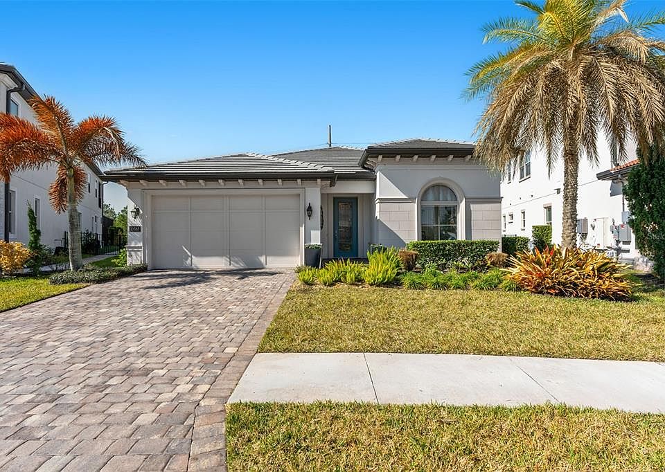 1st image of 10588 ROYAL CYPRESS WAY