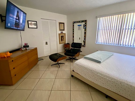 4th image of 10245 NW 9th Street Cir #9-204