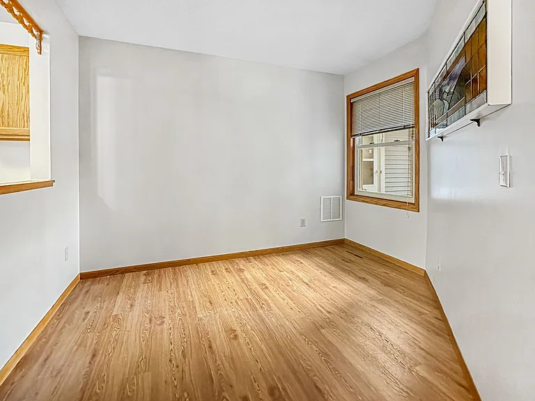 5308 Highpointe Dr — Photo 9