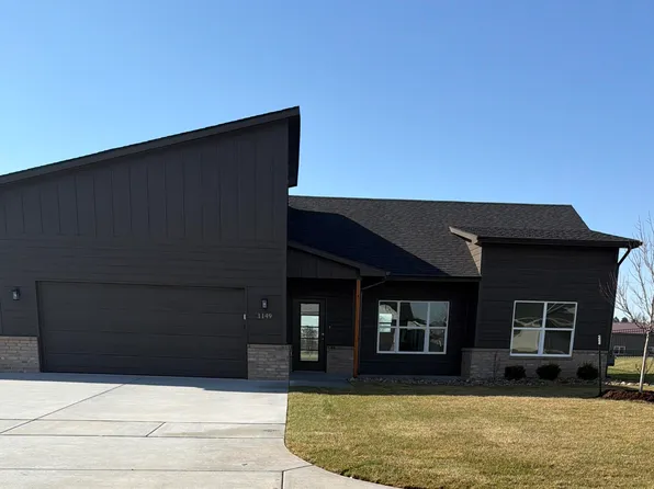 1149 W Trek Cir, Goddard, KS 67052