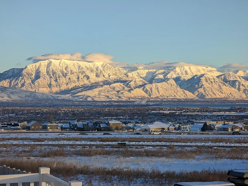 4 bed, 3.5 bath, 2197 sqft, $2,400 — Photo 1
